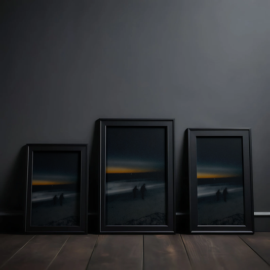 Fishermen - Póster de Arte Oscuro | Siluetas Misteriosas